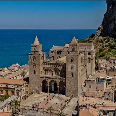 La Piazza E Mia