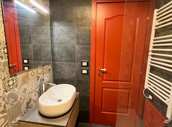 アパート La Piazza E Mia チェファル